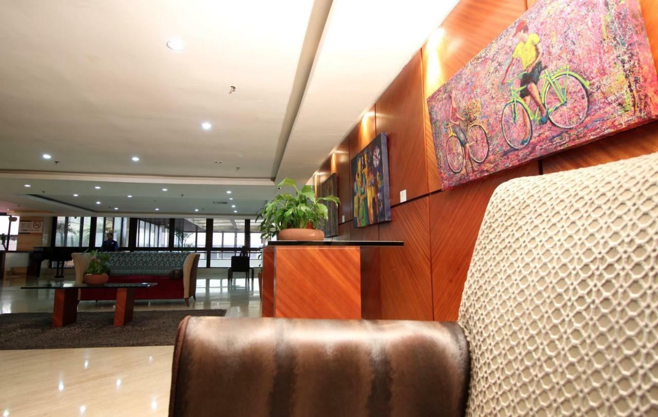 Hotel Cct Caracas Exteriör bild